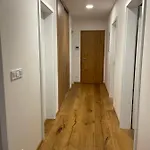 Strunzova Pila 308 Apartamento *