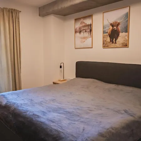 Strunzova Pila 308 *